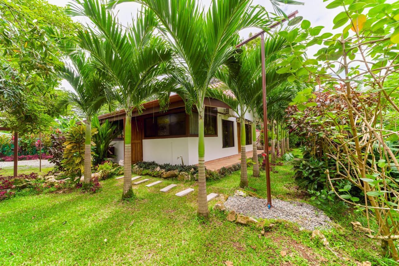 Casa Blossom - Beach Paradise Retreat, Fully Equipped, Holiday Home Puerto Viejo de Talamanca Exterior photo